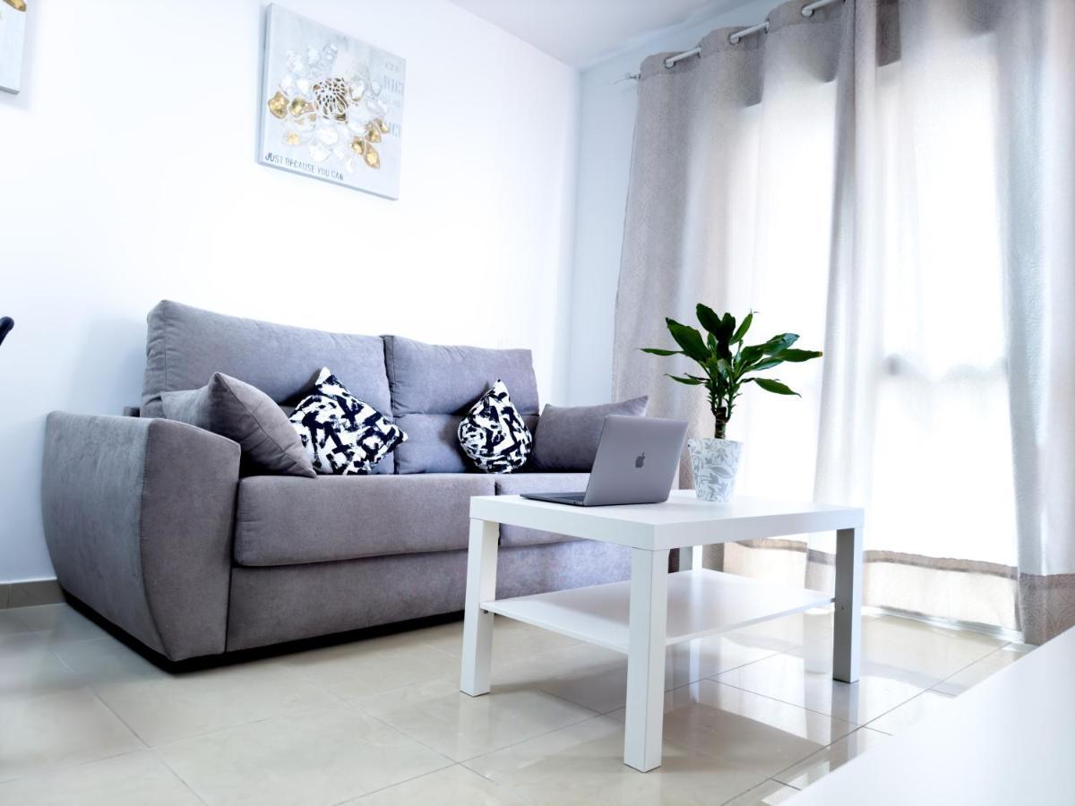Playa Sun Apartment San Luis de Sabinillas Bagian luar foto