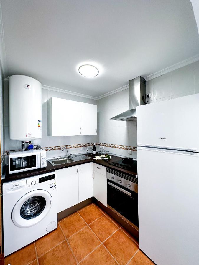 Playa Sun Apartment San Luis de Sabinillas Bagian luar foto