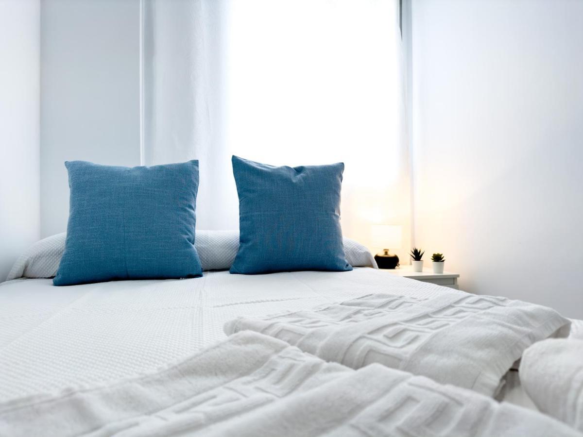 Playa Sun Apartment San Luis de Sabinillas Bagian luar foto