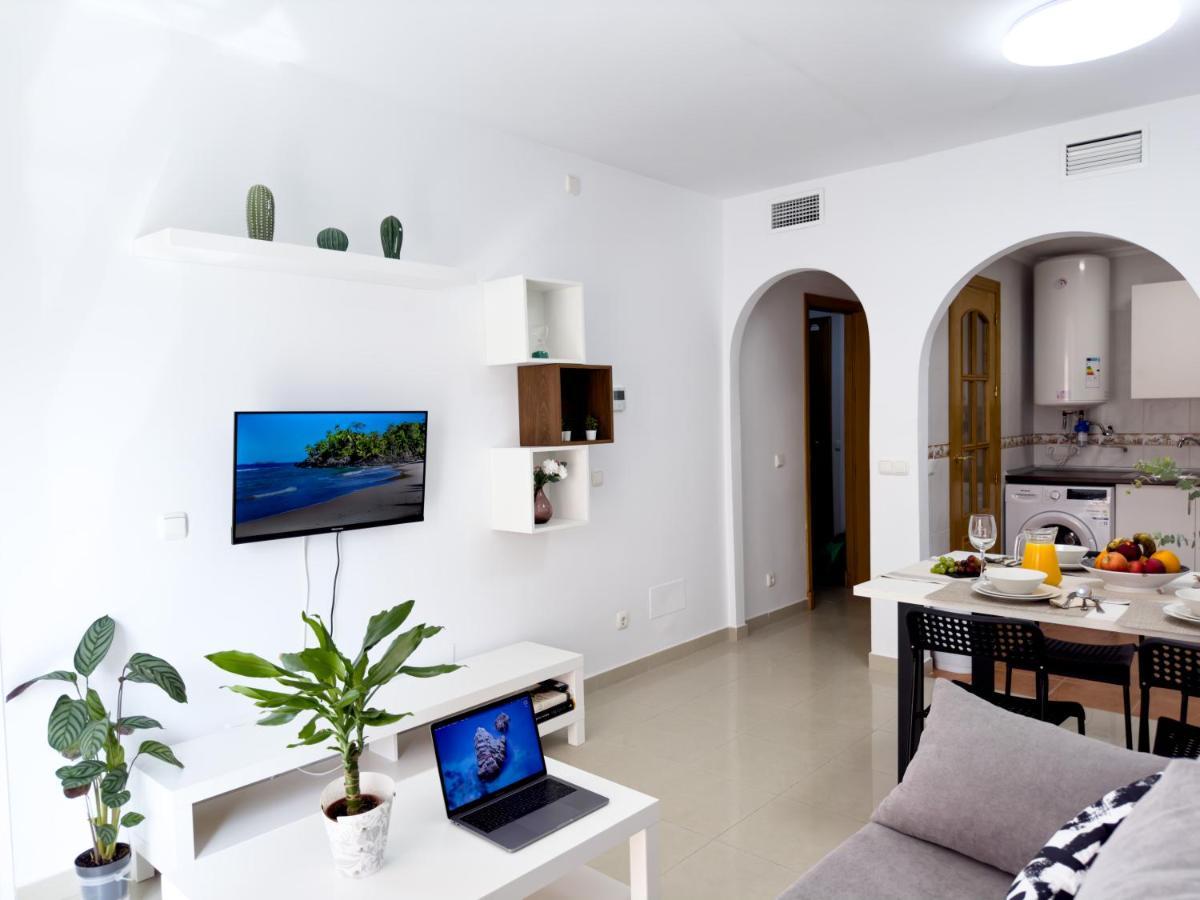 Playa Sun Apartment San Luis de Sabinillas Bagian luar foto