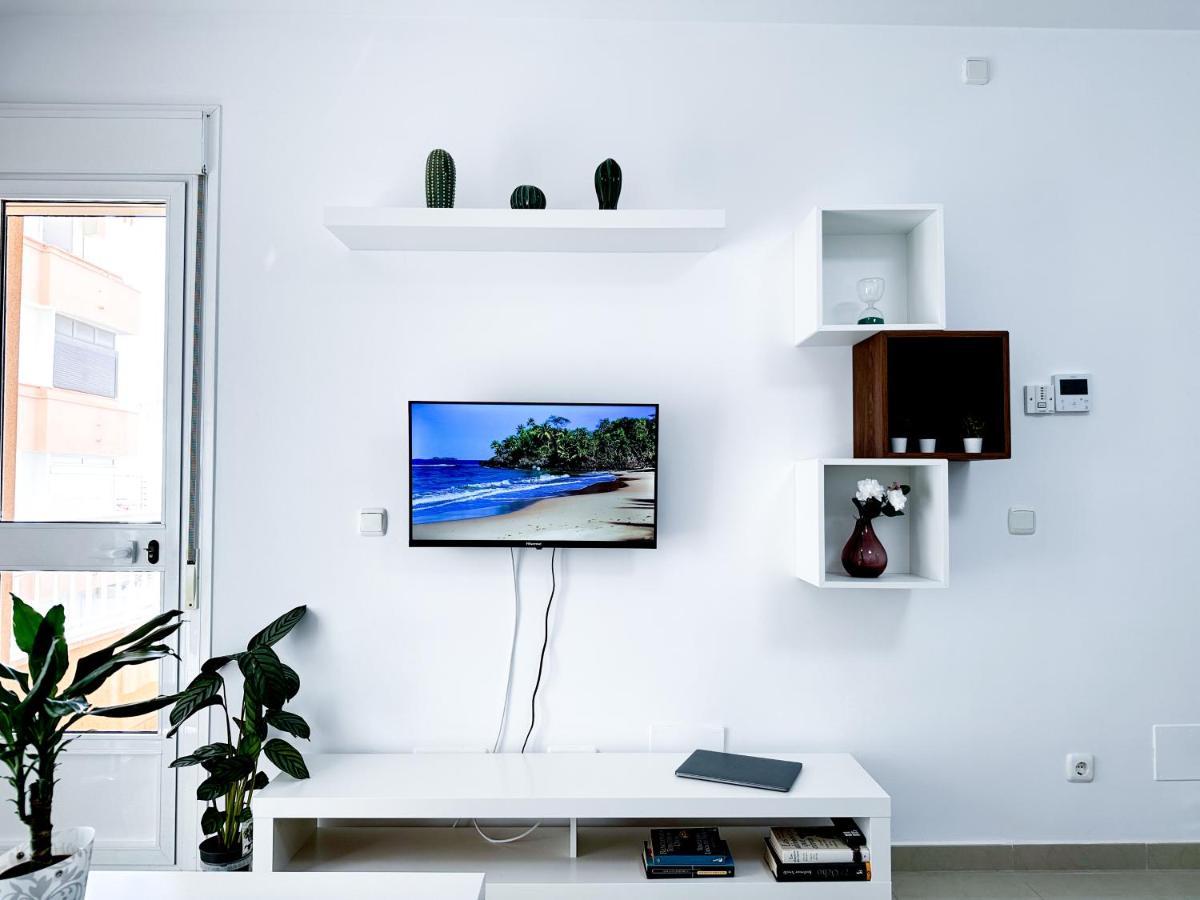 Playa Sun Apartment San Luis de Sabinillas Bagian luar foto